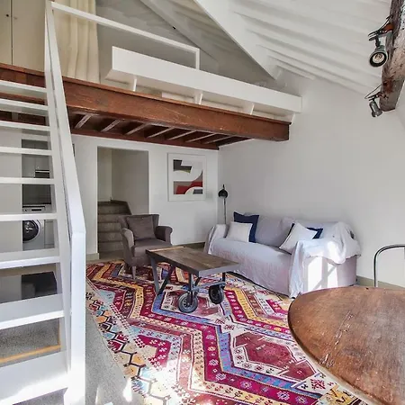 Seine Apartment
